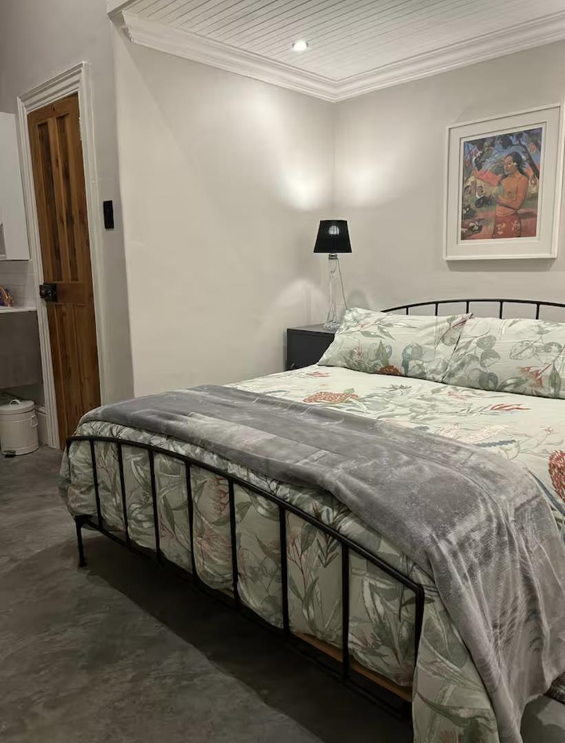 To Let 1 Bedroom Property for Rent in Woodstock Western Cape